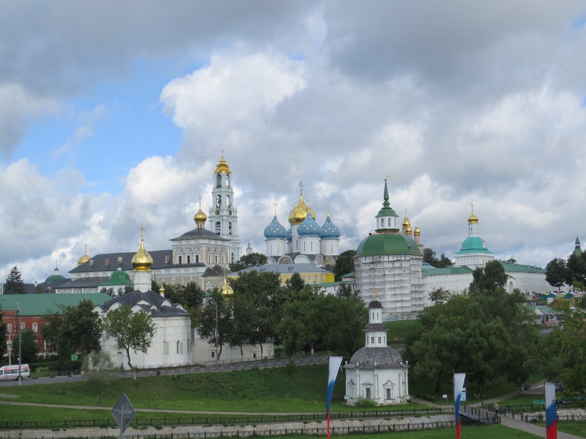 Почаевская Лавра панорама