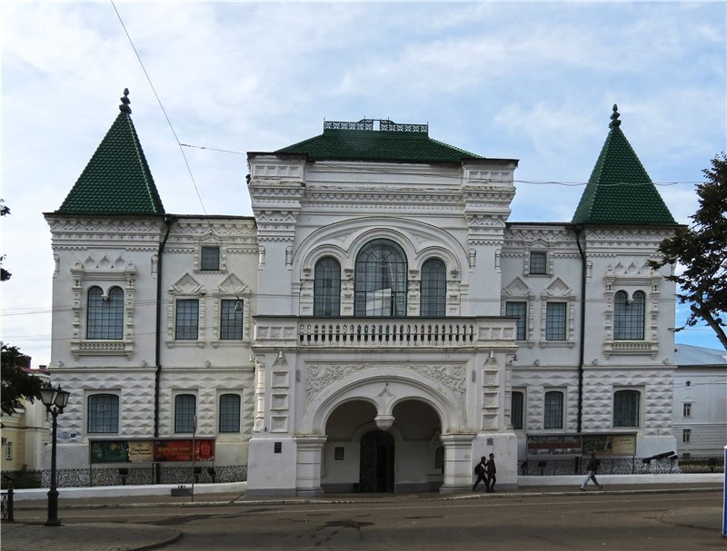 Здание Романовского музея, Кострома, фото автора