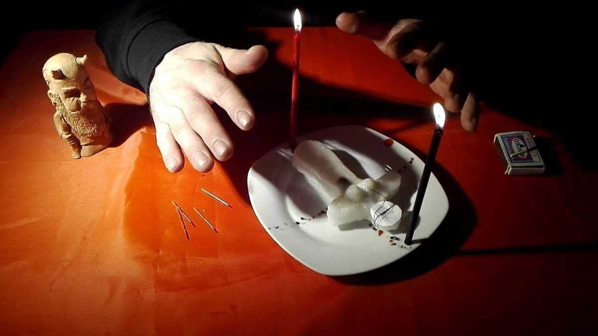 Магия свечей. Любовная игла техника приворота. Приворот на нитке. Техника приворота игла. Техника приворота игла.
