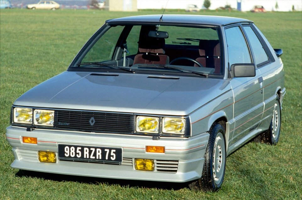 Renault 11