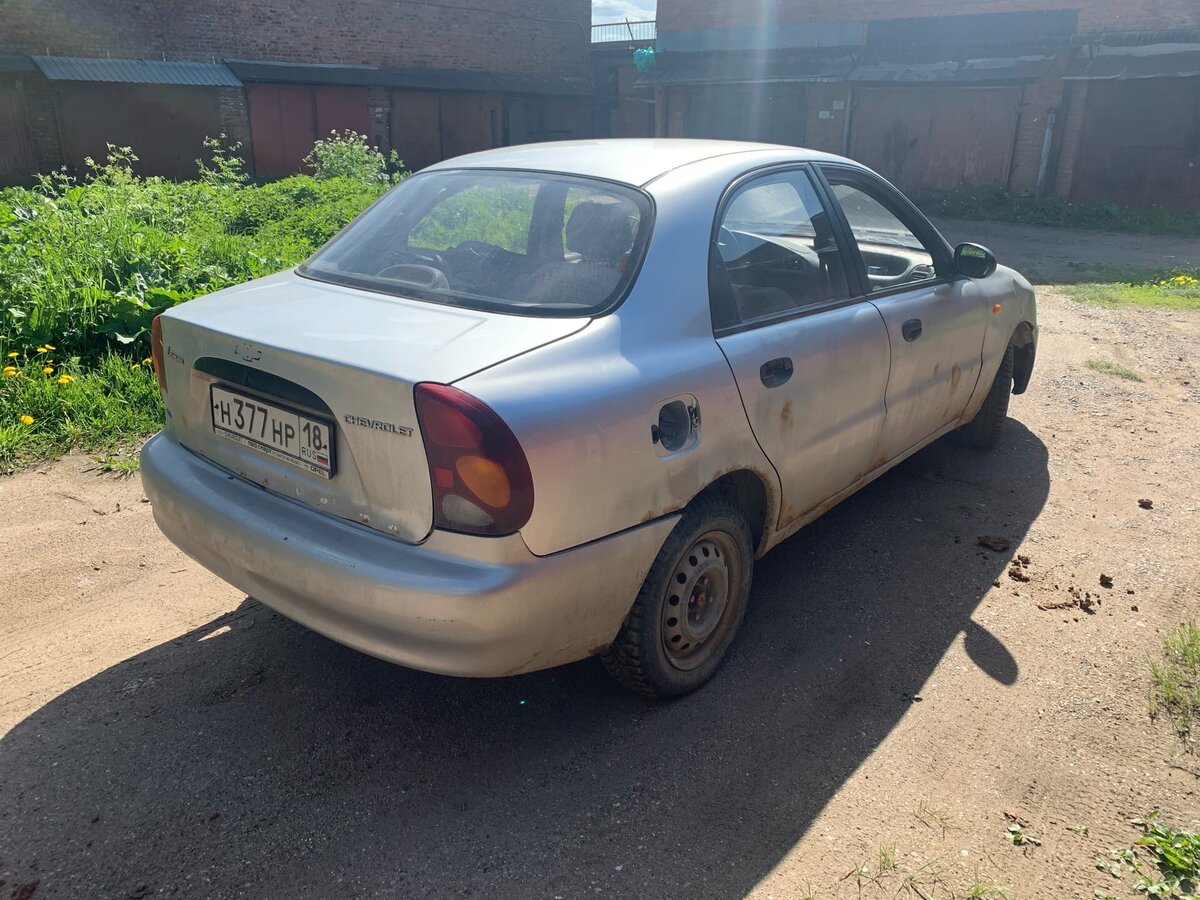 Внешний вид на твёрдую 2 ку то есть его вообще нет ржавая,мятая но на ходу и конечно же цена!  