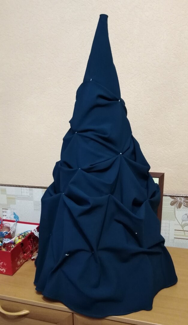 Юбочка сочного зеленого цвета, а можно и разноцветную... я думаю.