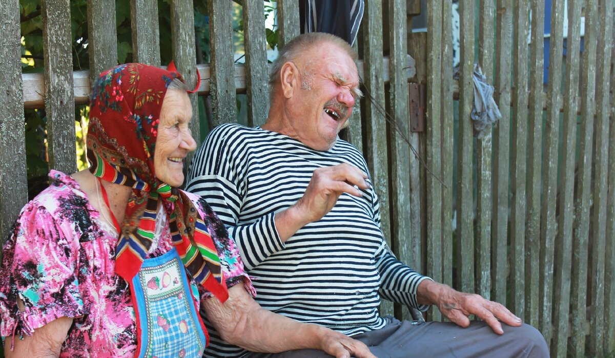 Вот жизнь, и смех, и слезы, и любовь.