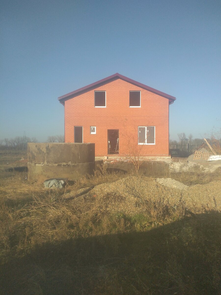 Дом за миллион в посёлке Лазурном 9*11