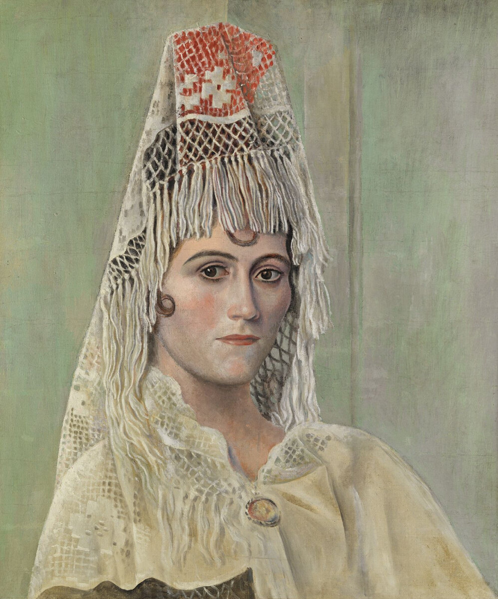 Ольга Хохлова в мантилье, 1917