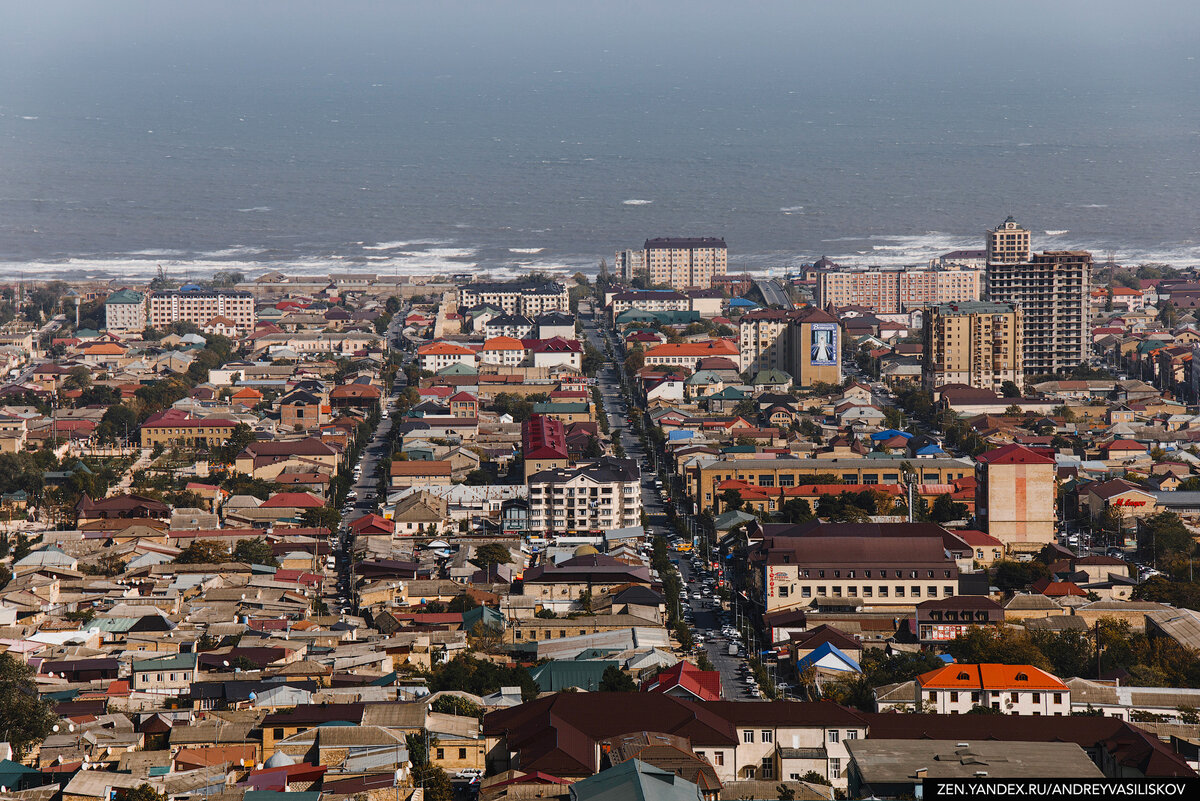 Дербент с крепости Нарын-Кала