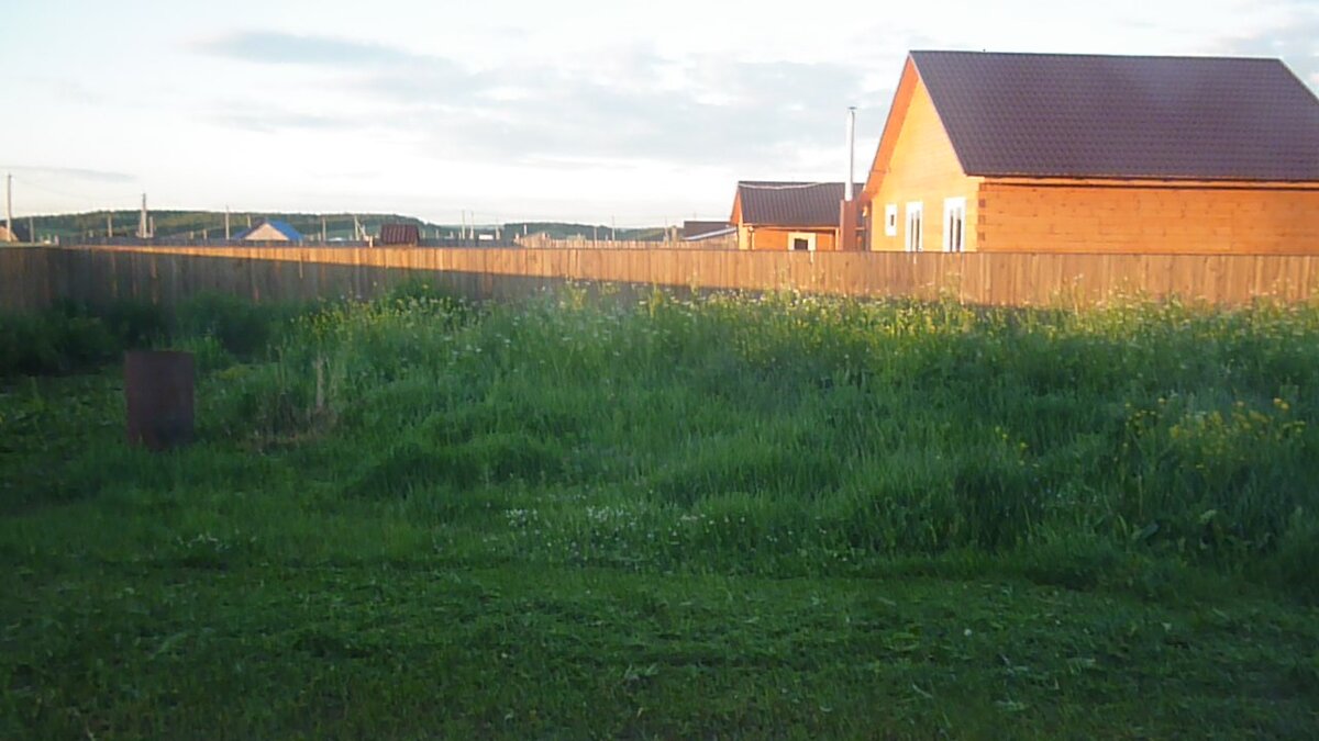 Дом соседа.