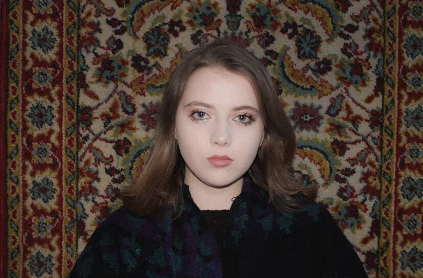 Одна из моих первых работ не не себе. Тренировалась на подружках.