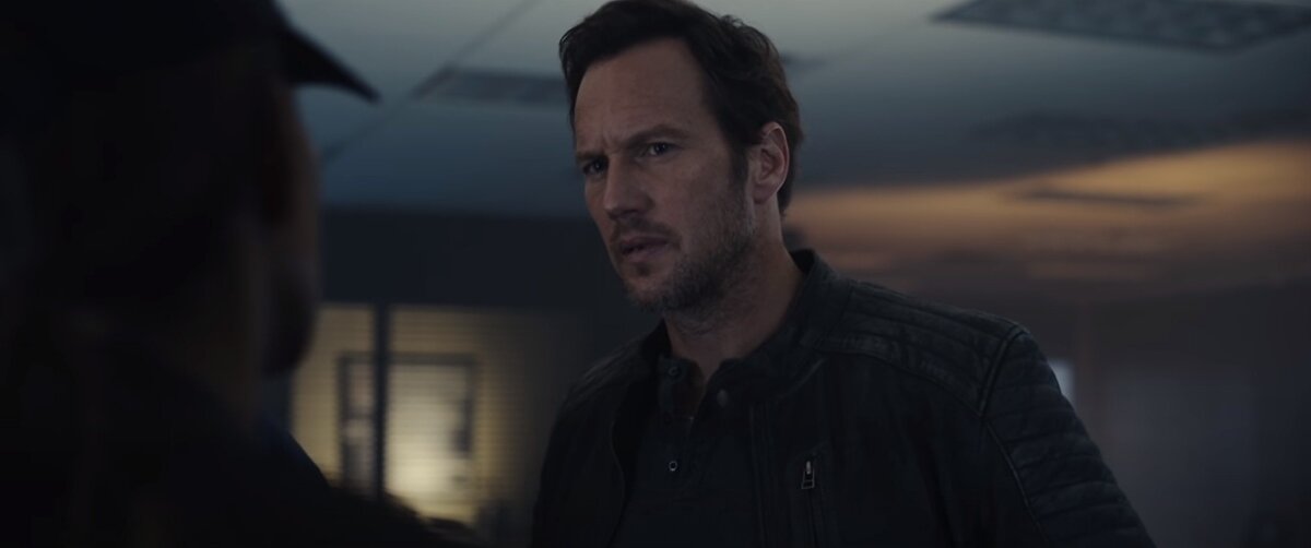 Патрик Уилсон на кадре трейлера фильма "Падение Луны" (2022)