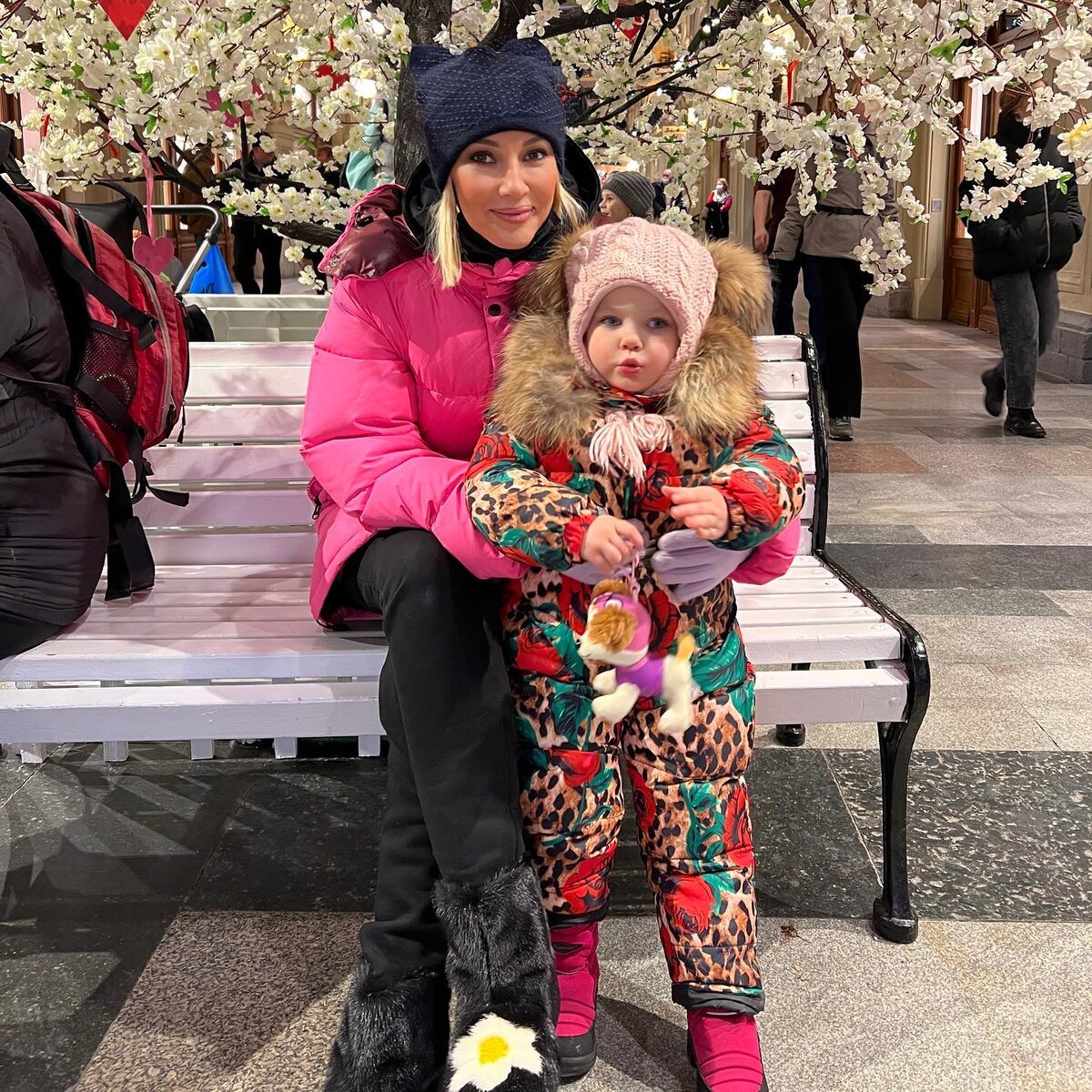     Лера Кудрявцева с дочерью