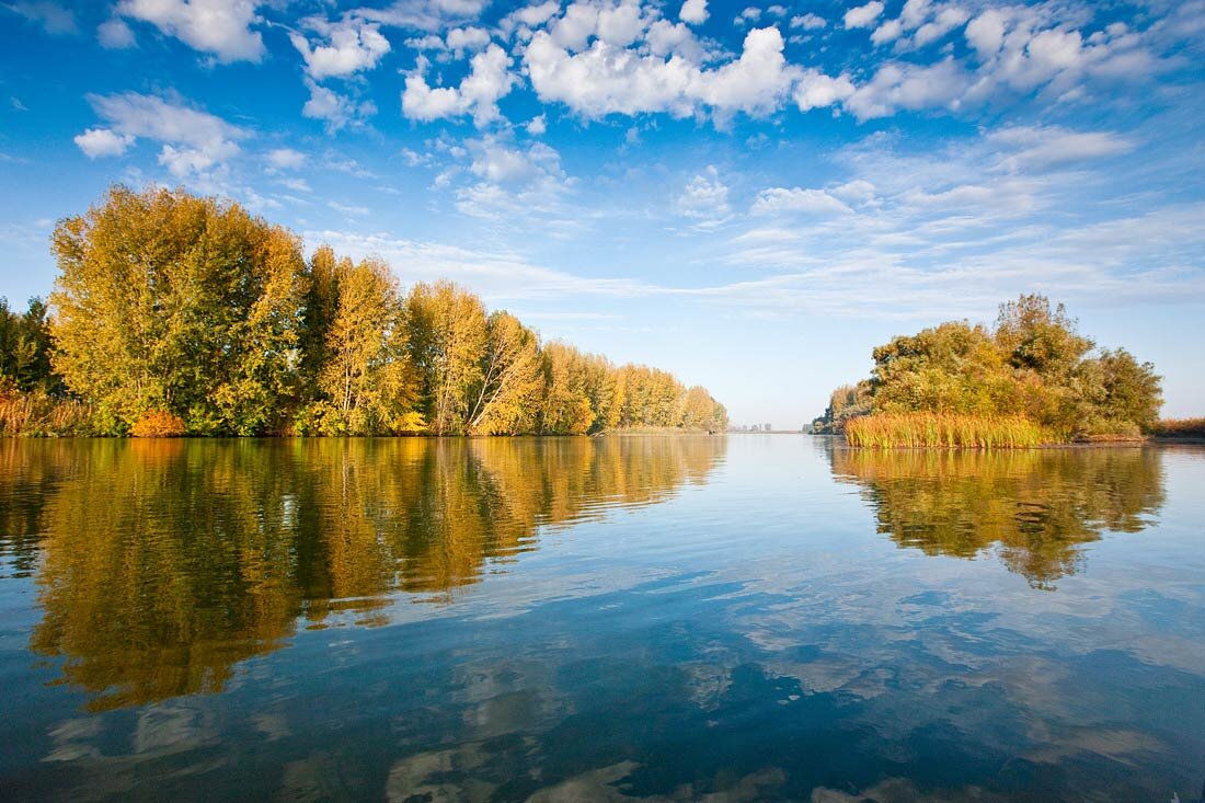 Осенние речные просторы