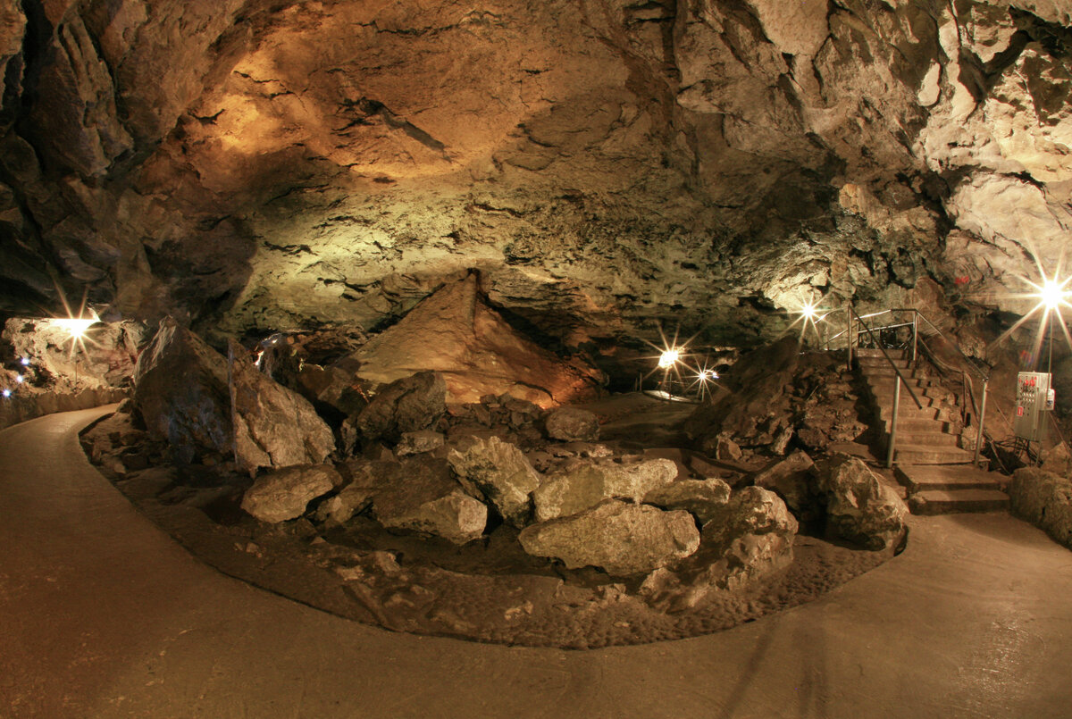 сумган кутук пещера на карте. разновидности пещер по происхождению. пещера сумган-кутук на карте башкирии. нагорьевская пещера грузия. тектонические пещеры.