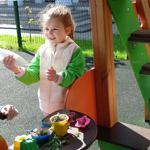 Английский частный детский сад – начальная школа GEMS
+7 (812) 677-07-88 Санкт-Петербург, Всеволожский р-он, пос. Кузьмоловский, ул. Светлая, д. 1
