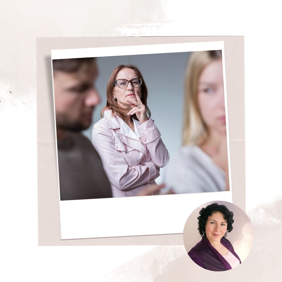 Обвинение жертвы особенно популярны в России: что сама виновата, сама дура, куда смотрела и прочее. Поэтому в этой статье я хочу рассказать о том, почему на самом деле, так трудно противостоять влиянию нарцисса и практически, невозможно проивостоять родителям нарциссам. Если только у вас нет специальных знаний о том, как это делать.