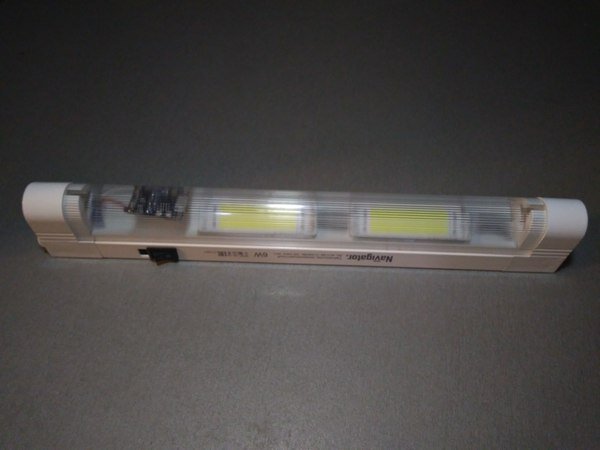 Лампа фонарик подвесной светодиодный (переноска) на крючке / фонарик для кемпинга