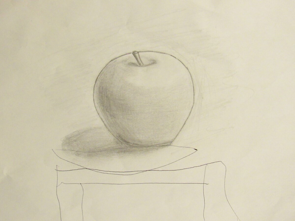 Помните в одной из статей я выкладывал яблоко? Вот так отредактировал мой рисунок ребёнок. Видите, для ребёнка логично что яблоко должно быть в тарелке, а тарелка должна стоять на столе.  У ребёнка сразу начинает работать логика и мышление.