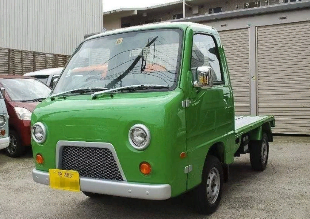 Японец уаз. УАЗ 452 японский. УАЗ 452 В Японии. УАЗ Буханка японцы. UAZ van Type 3909 Japan Special Edition.