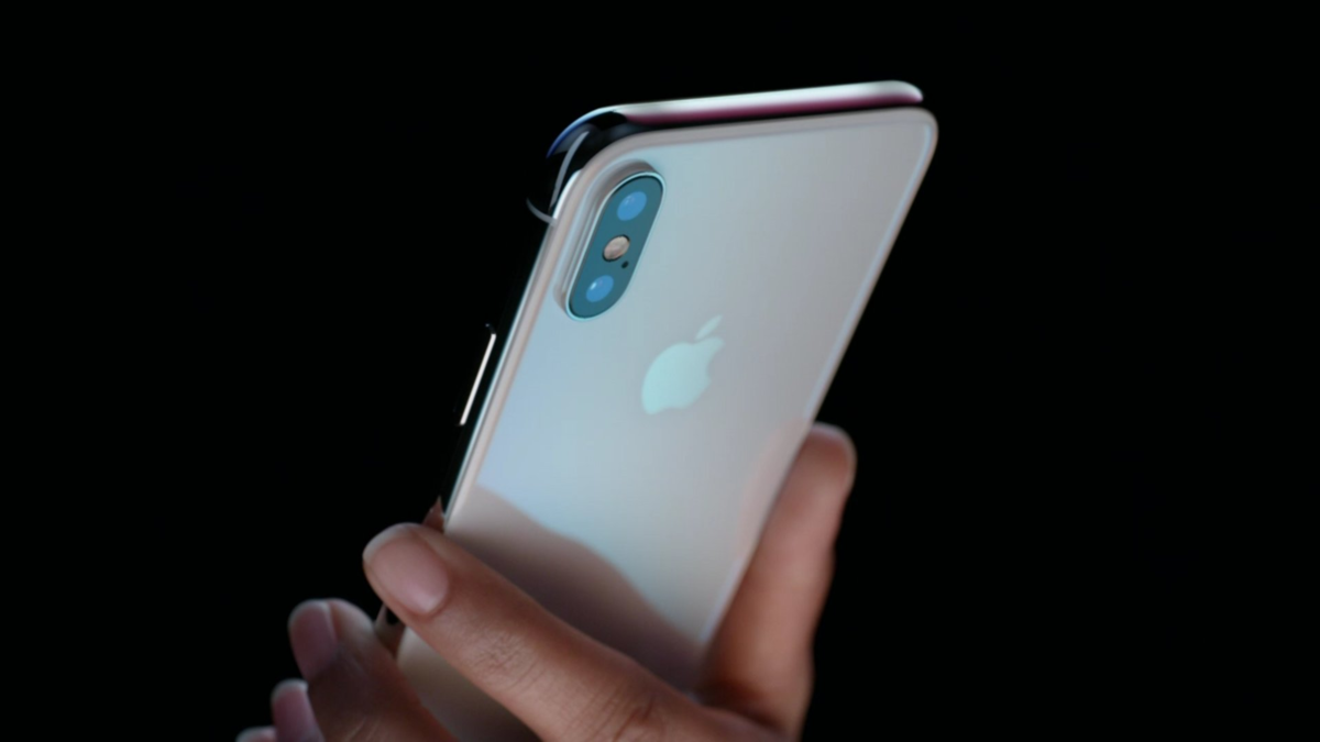 Iphone x стоит ли. Iphone 12 Siri. Айфон 9. Айфон 9 в руке. Айфон 10 Эппл из авито.