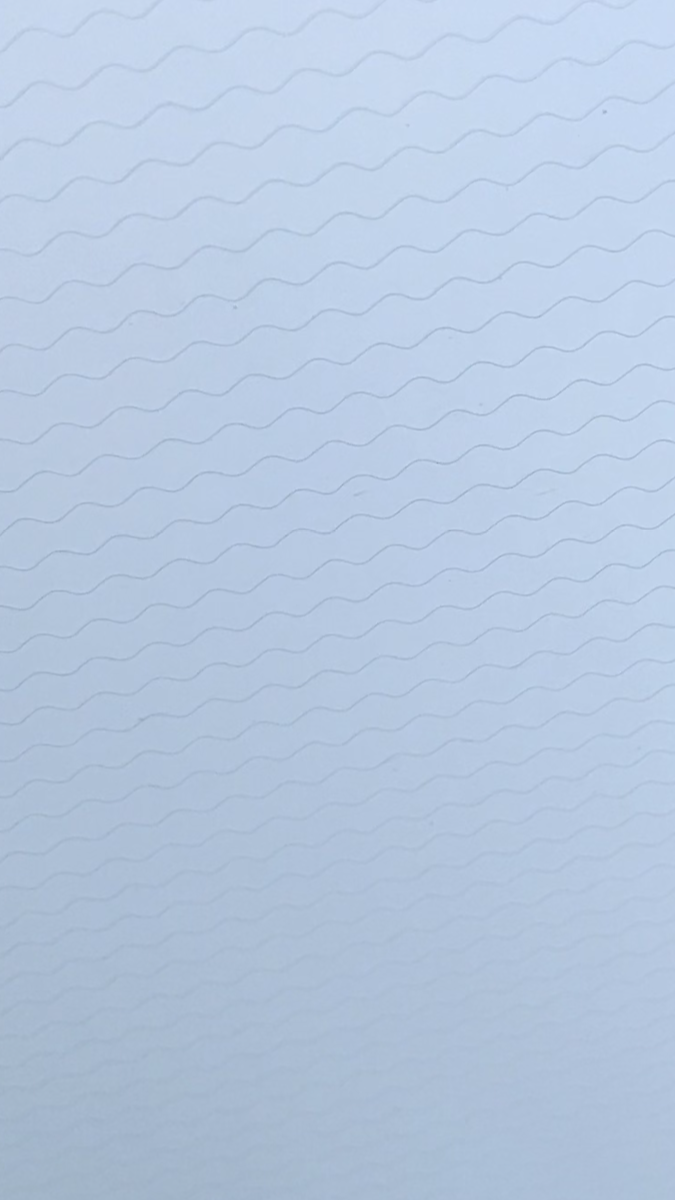 Вид через нити обогрева.