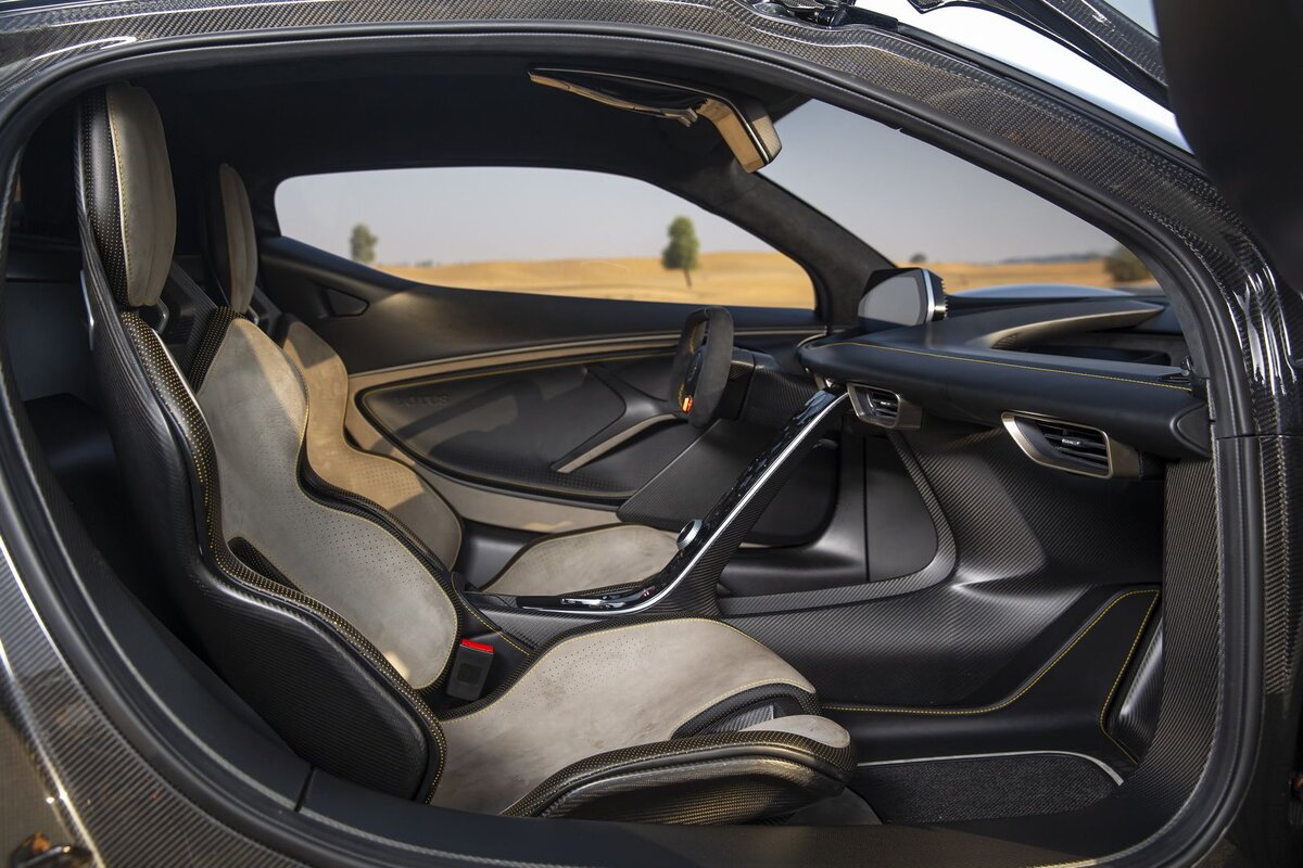 Lotus Evija (фото Lotus)