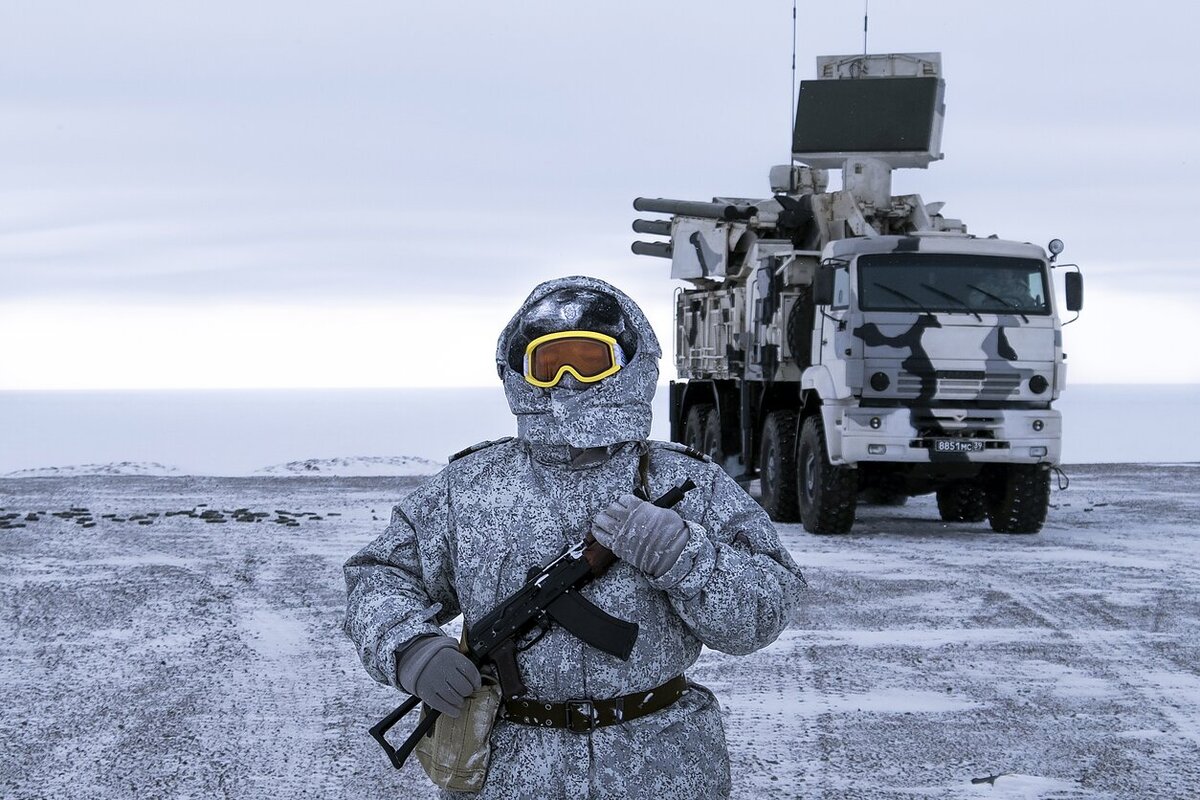 Российские военные в Арктике