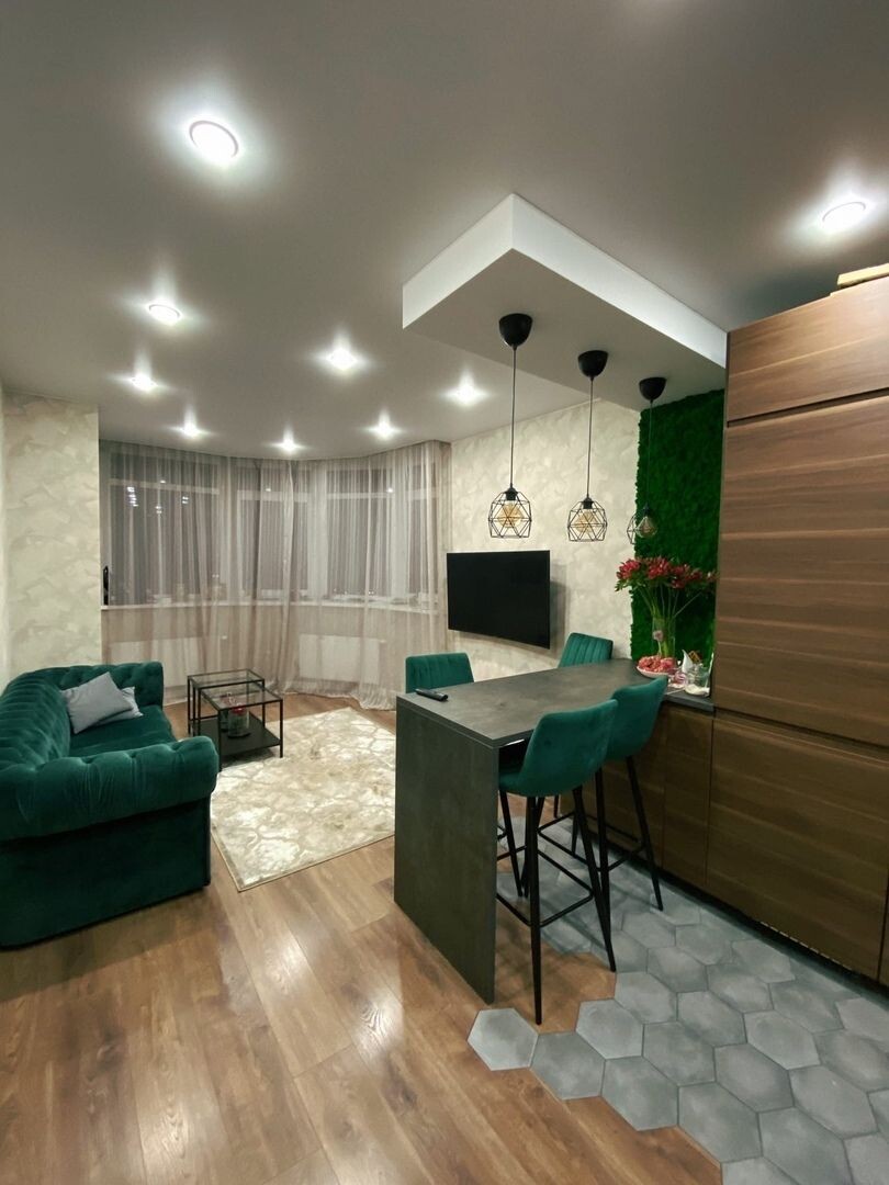 Гостинная и кухня в эко стиле