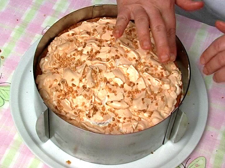 Торт лимонный с безе. Все вкусы сошлись в этом торте.