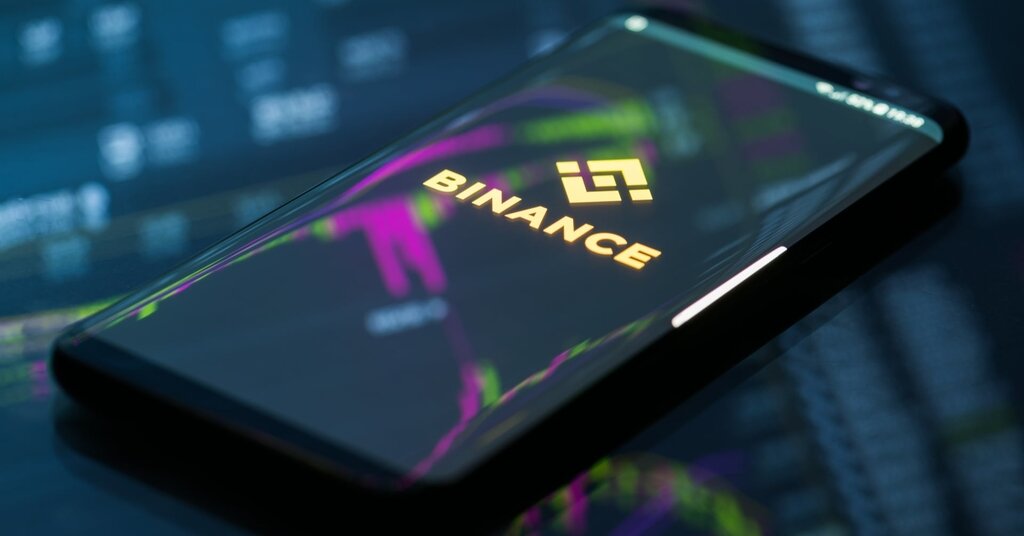 CEO одной из крупнейших криптовалютных бирж Binance опубликовал два поста на своей странице в Твиттере, в которых намекнул на скорый запуск на платформе биткоин-опционов.