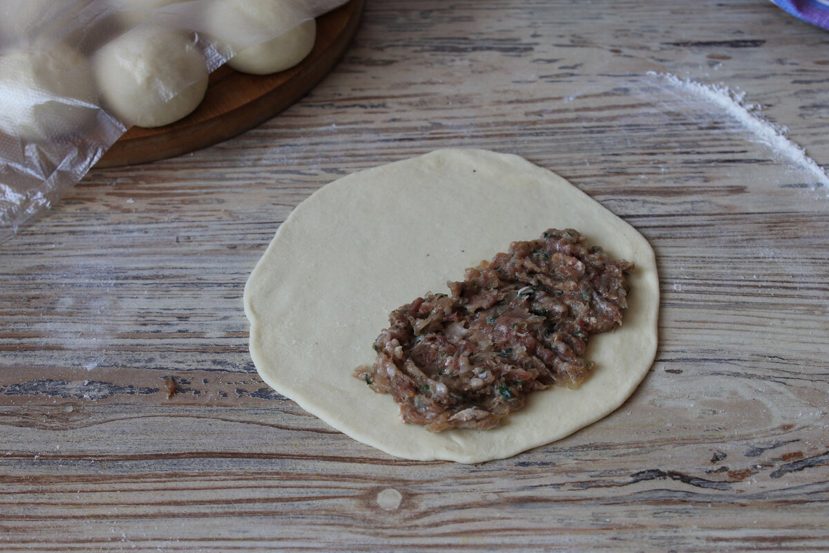 Не как обычно: готовлю вкусные домашние чебуреки на кефире