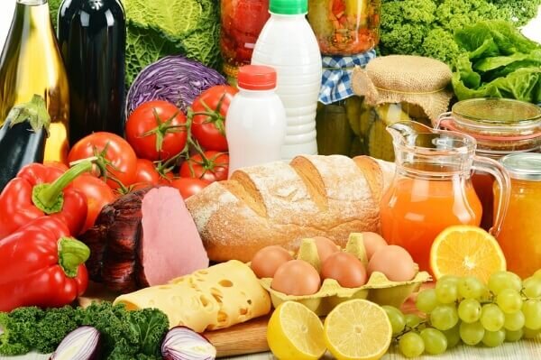 Выбирайте качественные продукты, содержащие как можно меньше ненатуральных химических соединений.