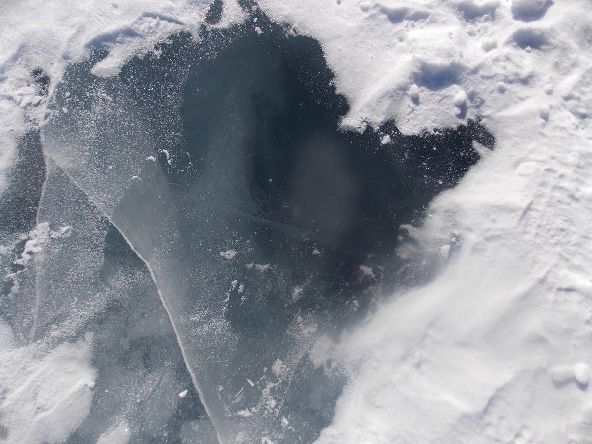 Лед прозрачный, как слеза