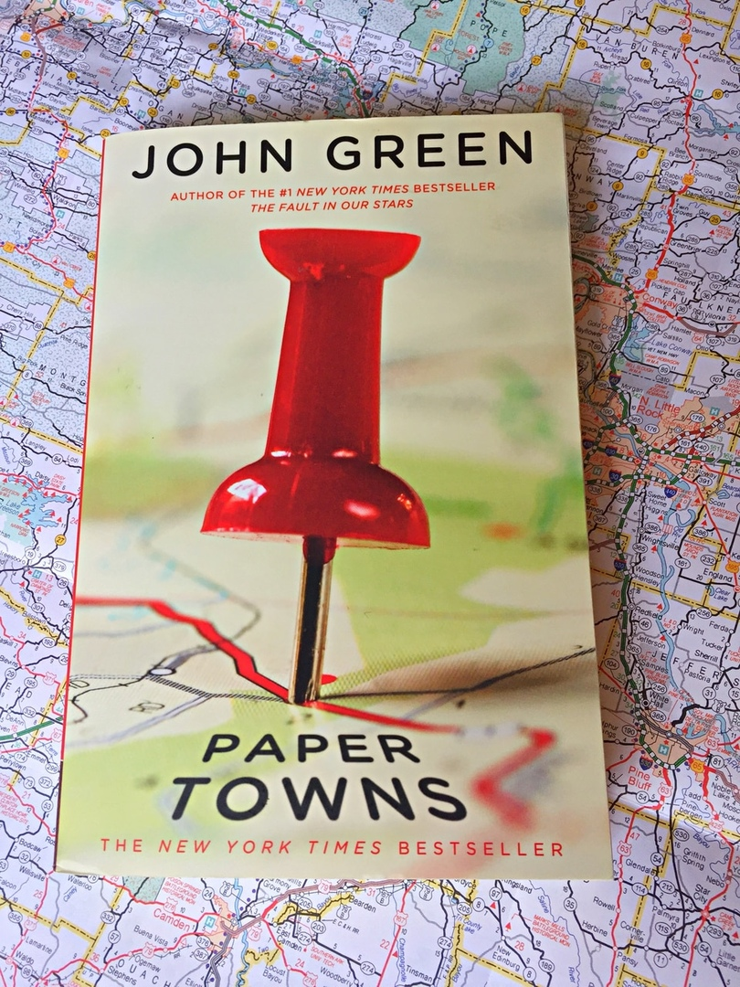 PAPER  TOWNS