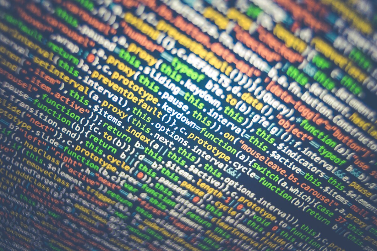 В цифровом мире все под колпаком?                                       Фото: Markus Spiske on Unsplash
