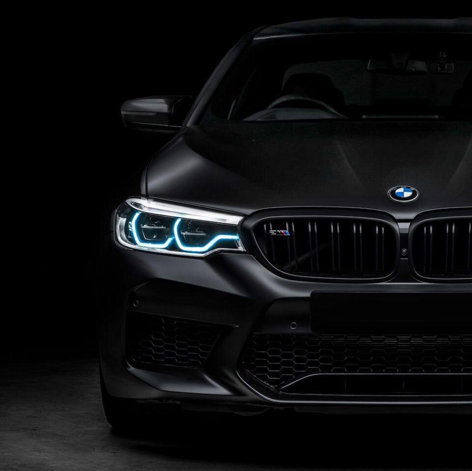 Передний бампер Bmw M5.