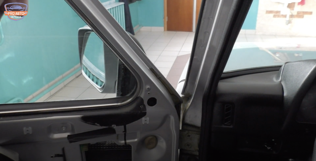 Нашел видео на одном из YouTube каналов. Видео на тюнингованную Ниву установили зеркала от Весты с электроскладыванием.