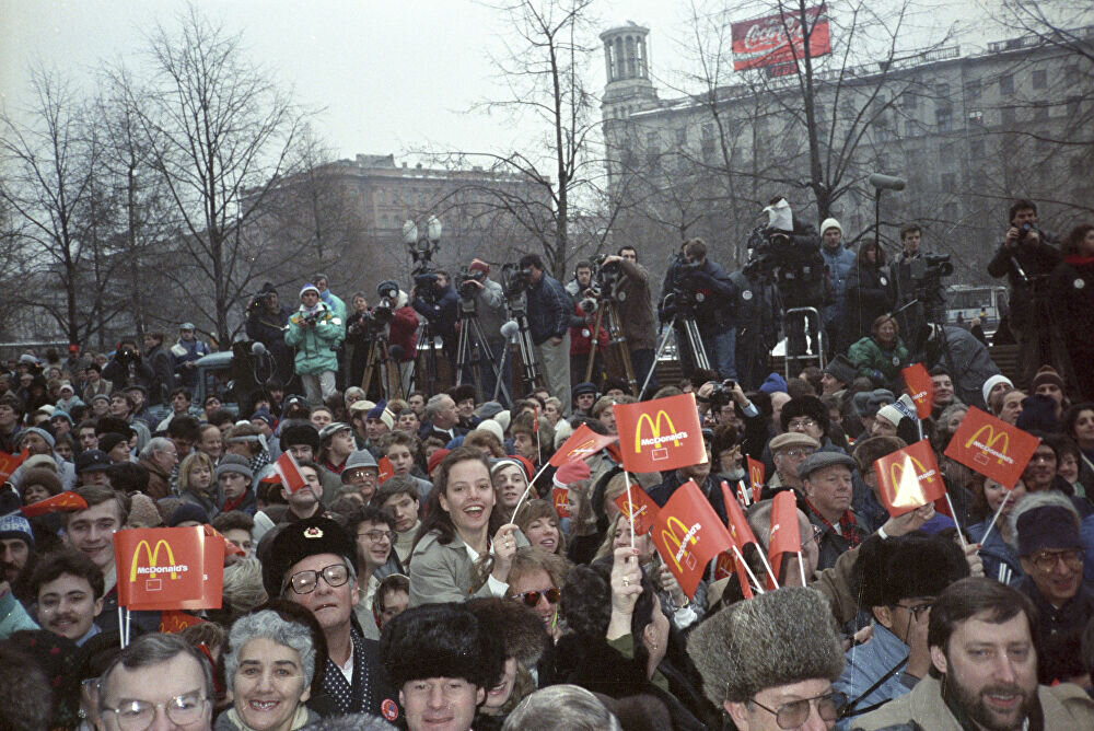 Первый макдональдс в москве