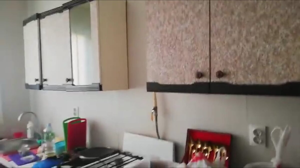 Остались только такие фото от старой кухни. Фото из личного архива.