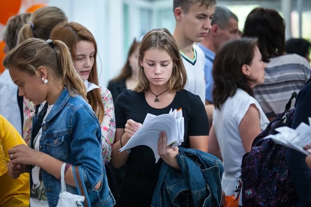 Во время пандемии поступить в вуз для детей было еще сложнее. Почему абитуриенты никуда не смогли попасть после школы? Учимся на чужих ошибках!