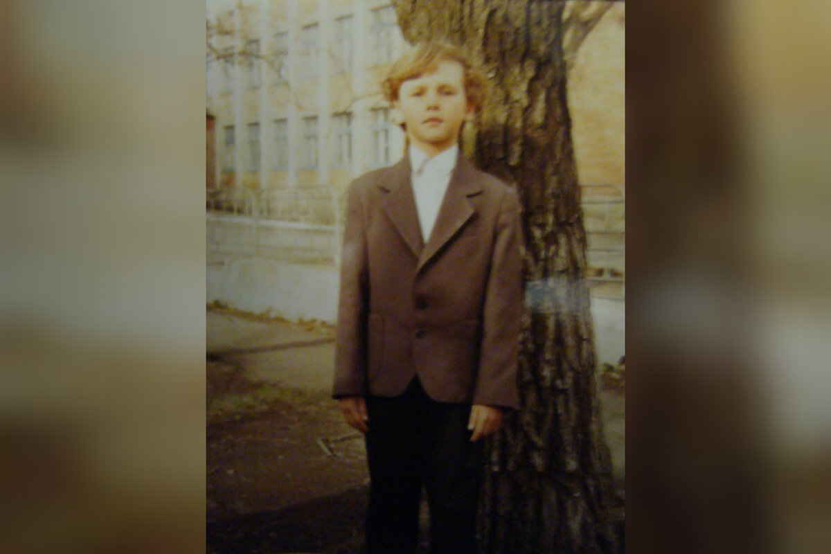 Вот такая причёска у меня была в начальных классах