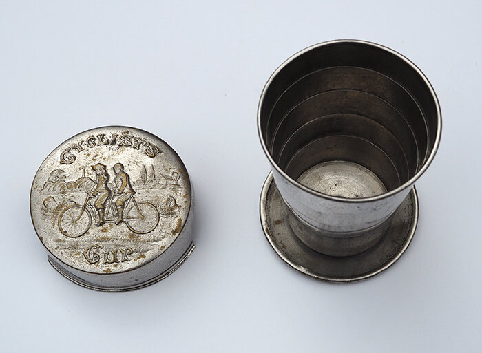 Складной стаканчик «Cyclist Cup» конца 1890 – начала 1900-х годов из коллекции Веломузея Андрея Мятиева.