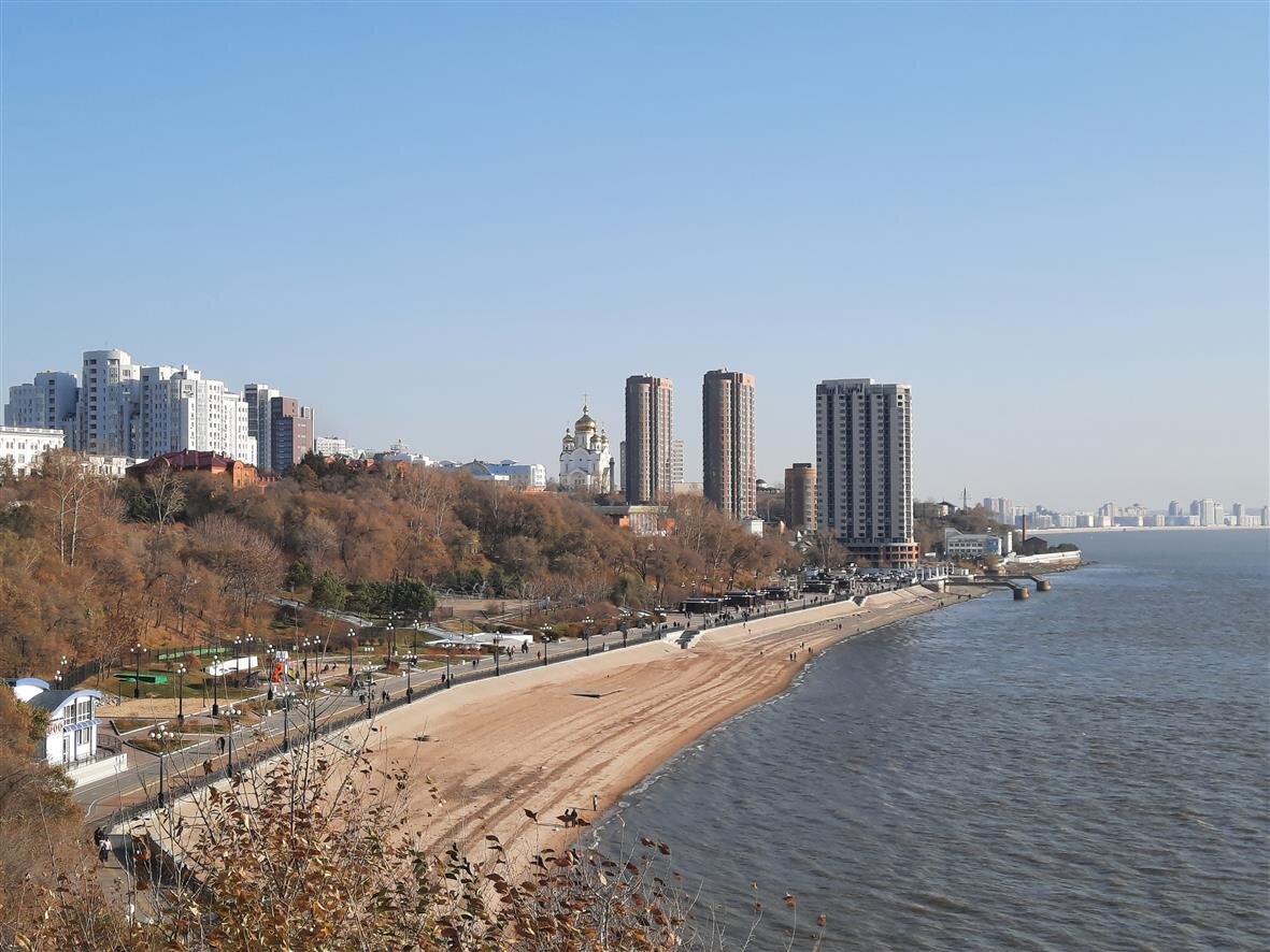 Вид с утеса. Фото автора.