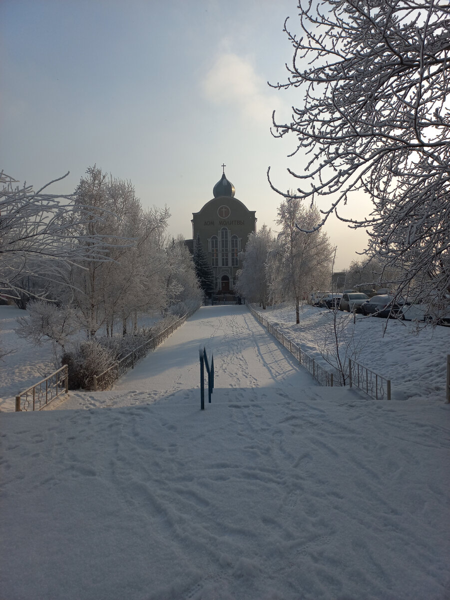 Гигантизм и новые церкви Красноярска. Прогулка по городу | CityWalks | Дзен