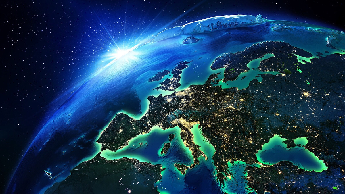 Планета Земля из Космоса ! Мира Тебе и Процветания Народам Твоим  !