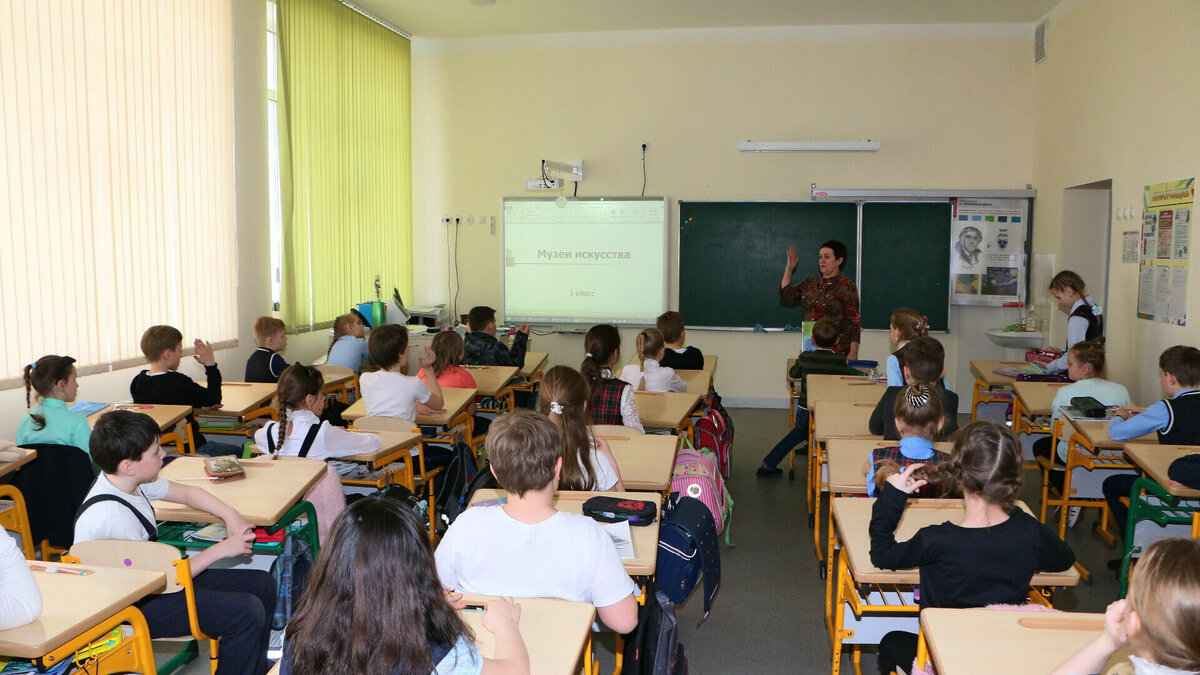     Родители не против, если только школьная форма будет доступна для всех.