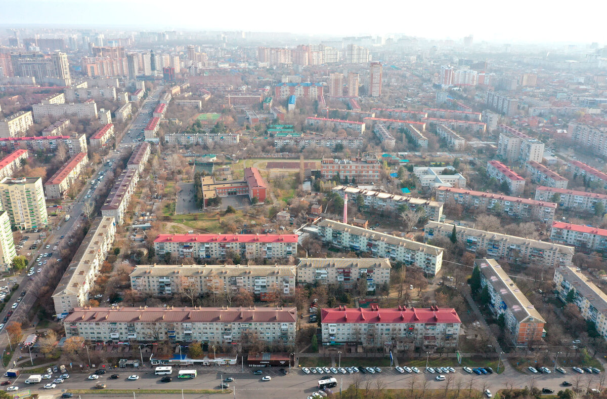 Краснодар, угол ул. Герцена и ул. Атарбекова, съемка от 10.12.22