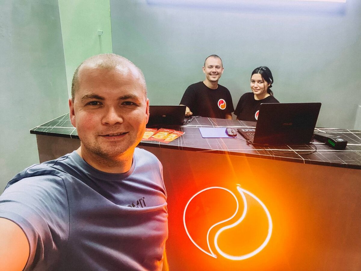 Я никогда не работал в общепите, но мне захотелось кормить людей, мне казалось, что у нас это работало не на должном уровне