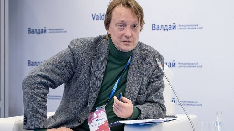    Международный дискуссионный клуб «Валдай» Тимофей Бордачев, научный руководитель ЦКЕМИ НИУ ВШЭ, программный директор Международного дискуссионного клуба «Валдай», член РСМД