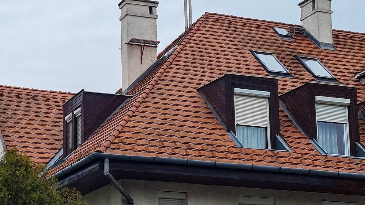     Жителям Нижнего Новгорода предлагают купить дом в историческом центре города. Поместье продают за 235 млн рублей. Объявление размещено на популярном сайте для продаж.