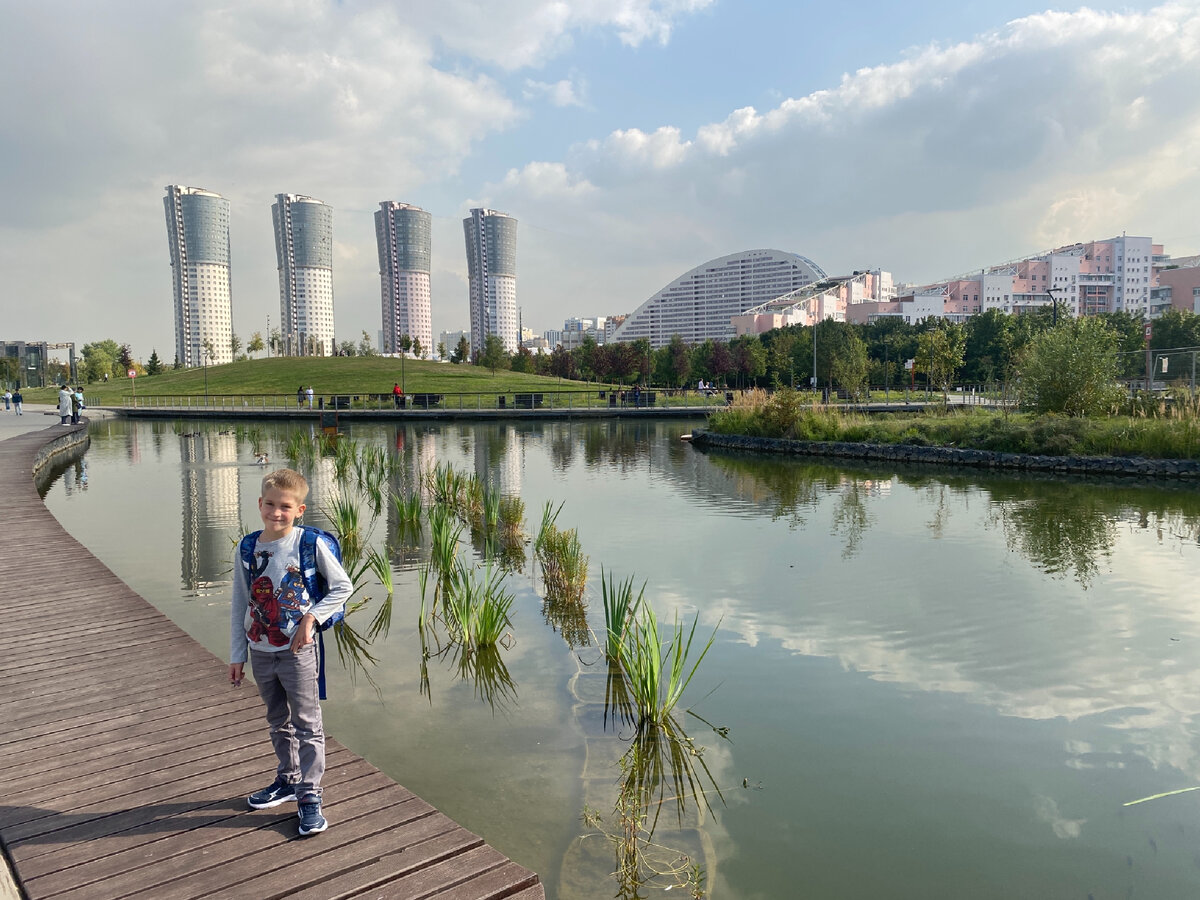 Фото автора. Погода, например, прекрасная. Просто путь от школы до дома - уже радость 