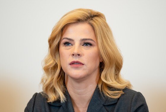    Эвика Силиня